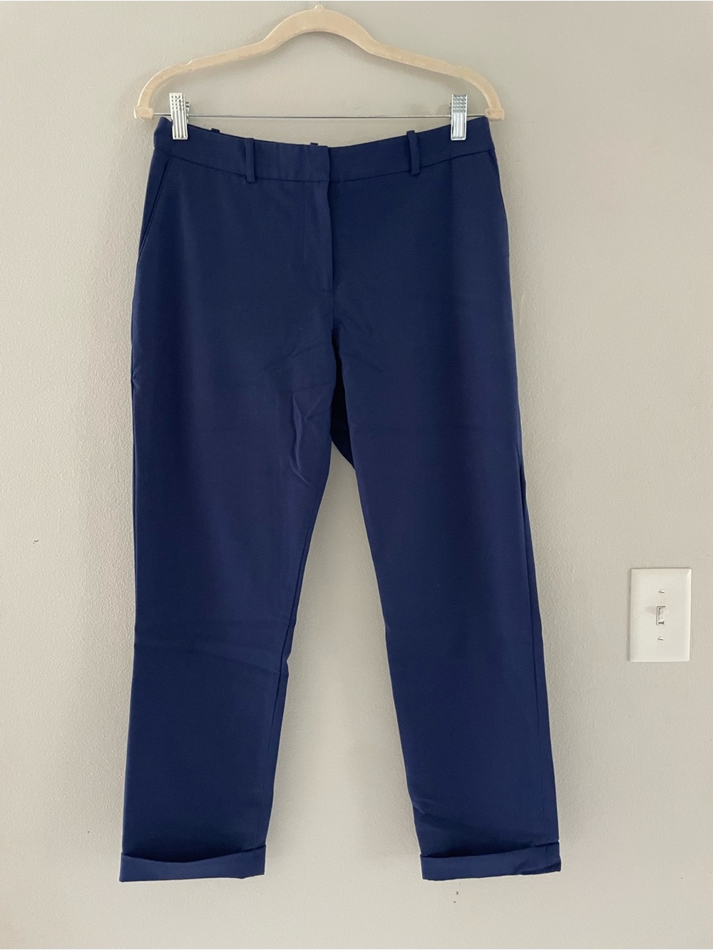 Tahari Arthur S. Levine Navy Straight Leg Dress Pants